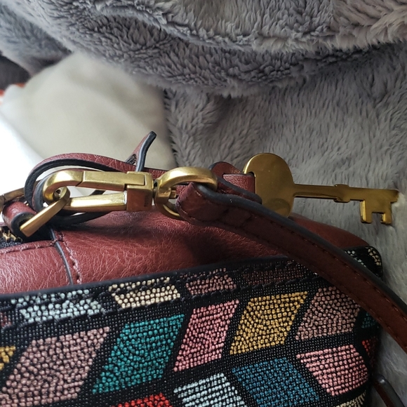 Fossil Campbell ZB7265 Crossbody Chevron Style - Picture 5 of 7